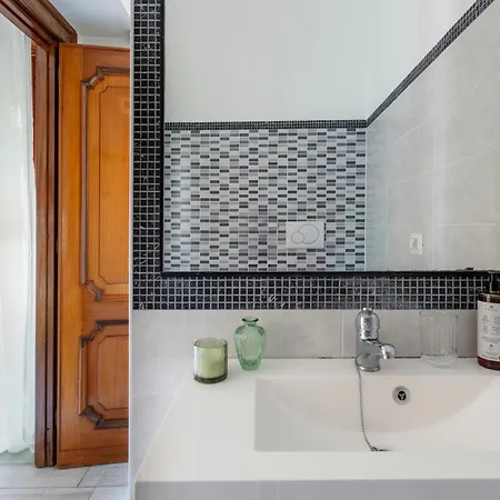 Vaticano 44 By Hili *