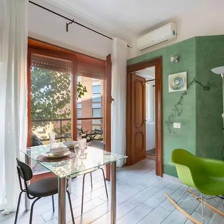 Vaticano 44 By Hili Apartment *