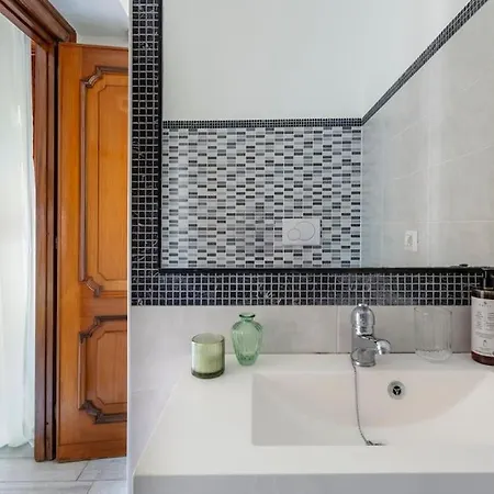 Apartment Vaticano 44 By Hili